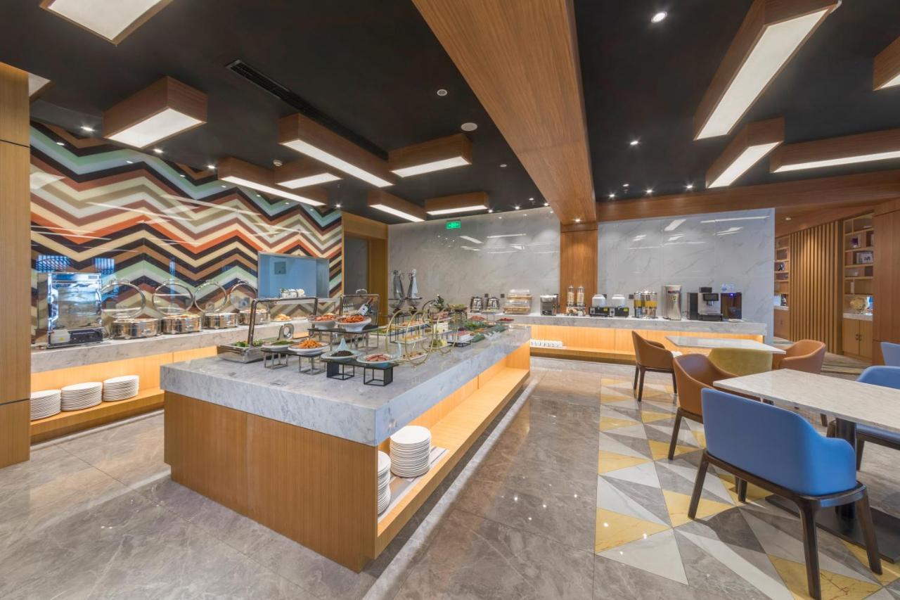 Holiday Inn Express Qingdao Chengyang Central By Ihg Eksteriør billede
