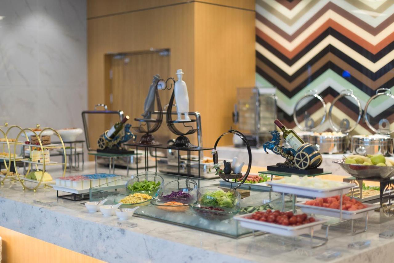 Holiday Inn Express Qingdao Chengyang Central By Ihg Eksteriør billede