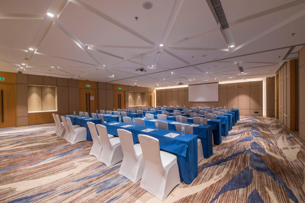 Holiday Inn Express Qingdao Chengyang Central By Ihg Eksteriør billede