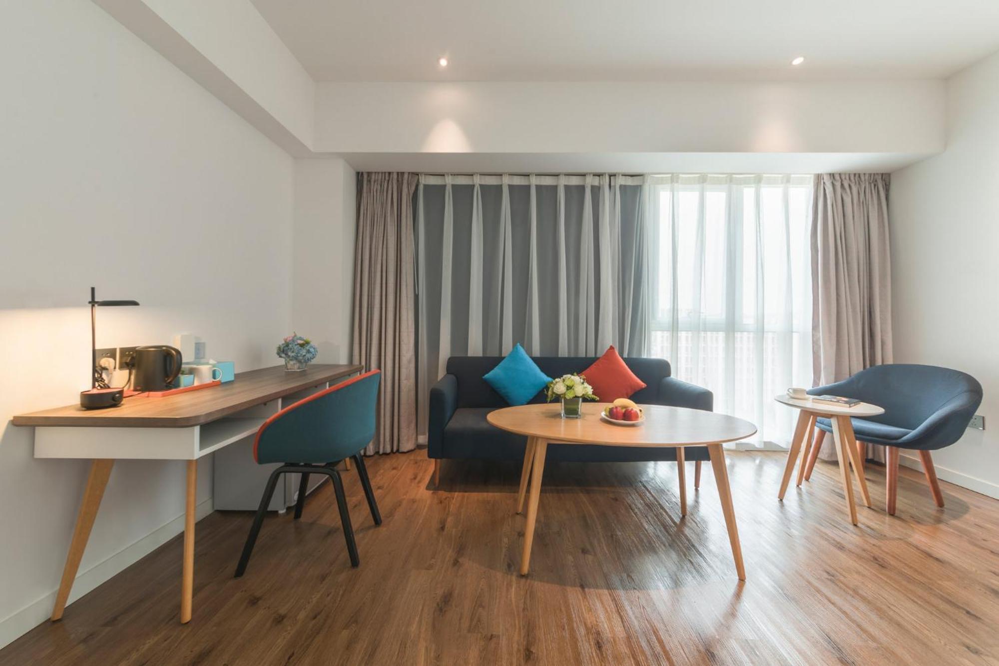Holiday Inn Express Qingdao Chengyang Central By Ihg Eksteriør billede